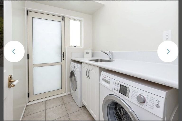 Photo of property in 7 Magilligan Close, East Tamaki Heights, Auckland, 2016