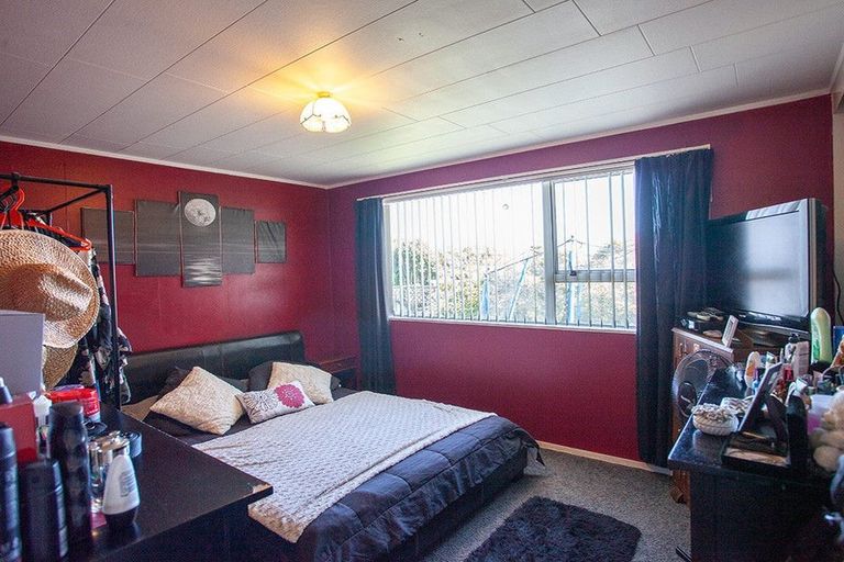 Photo of property in 34 Clifton Drive, Waitara, 4320