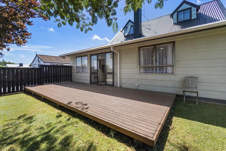 Photo of property in 48 Chaucer Street, Leamington, Cambridge, 3432