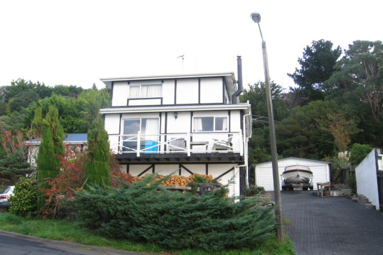 Photo of property in 8 Jasons Place, Churton Park, Wellington, 6037