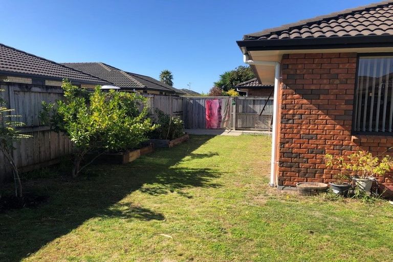 Photo of property in 111 Doncaster Drive, Papamoa Beach, Papamoa, 3118