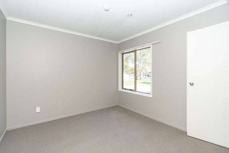 Photo of property in 12 Wakefield Place, Rototuna North, Hamilton, 3210