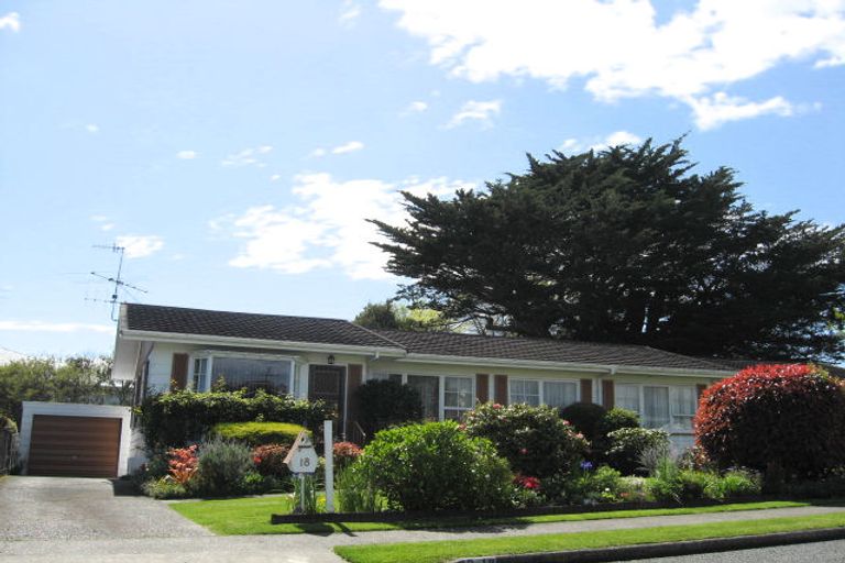 Photo of property in 2/18 Norwich Street, Stoke, Nelson, 7011