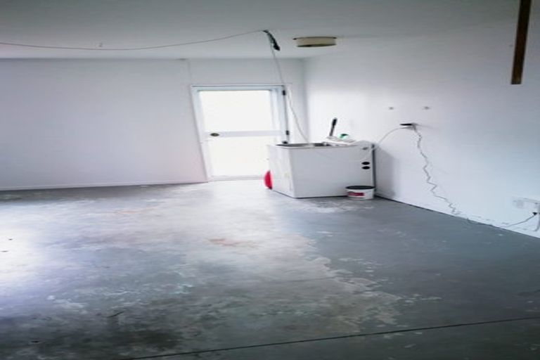 Photo of property in 2/20 Steeple Rise, Pakuranga, Auckland, 2010