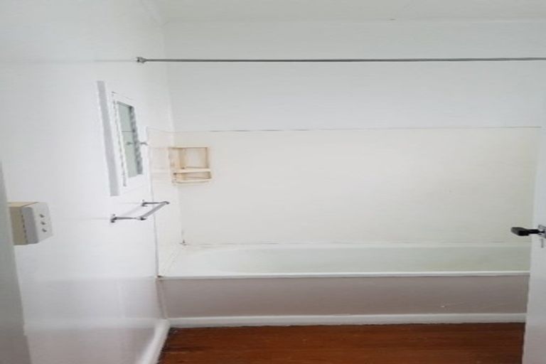 Photo of property in 2/20 Athlone Crescent, Boulcott, Lower Hutt, 5011