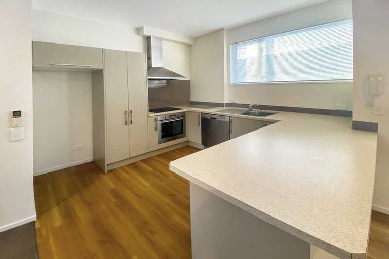 Photo of property in 62 Fairfield Avenue, Addington, Christchurch, 8024