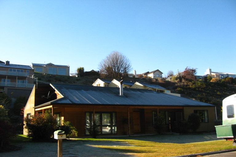 Photo of property in 15 Mcdonnell Road, Arrowtown, 9302