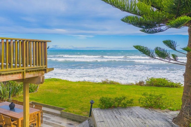 Photo of property in 52 The Esplanade, Raumati South, Paraparaumu, 5032