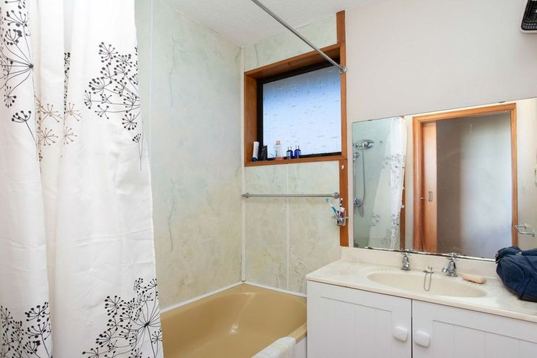 Photo of property in 1/2 Takapu Place, Bromley, Christchurch, 8062