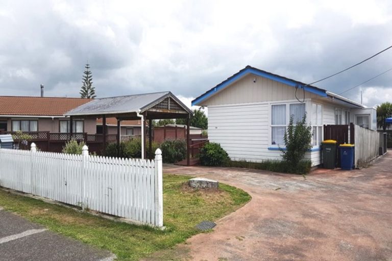 Photo of property in 179 Waimumu Road, Massey, Auckland, 0614