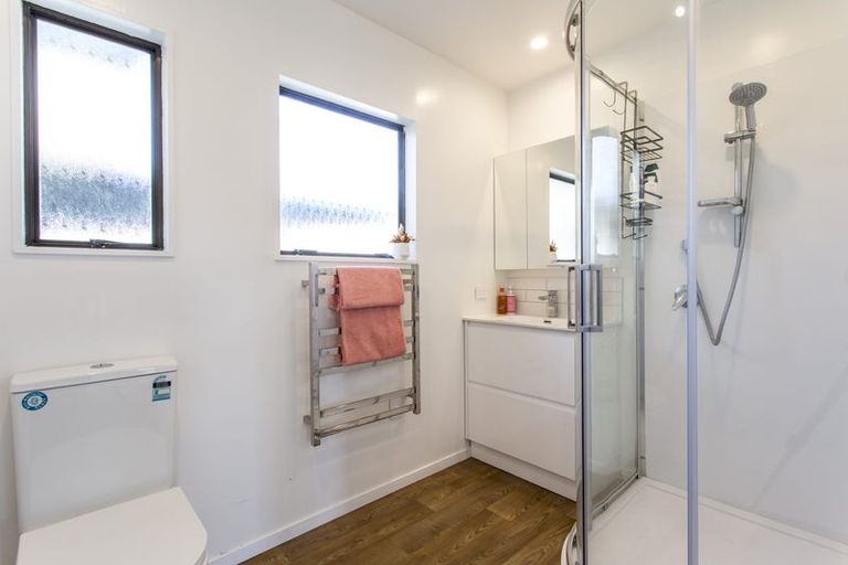 Photo of property in 2/13 Warriston Avenue, Waiuku, 2123