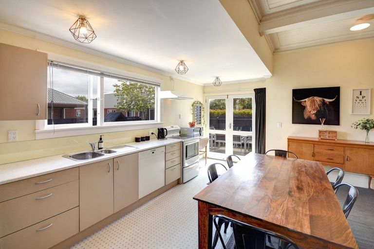 Photo of property in 178 Melbourne Street, South Dunedin, Dunedin, 9012