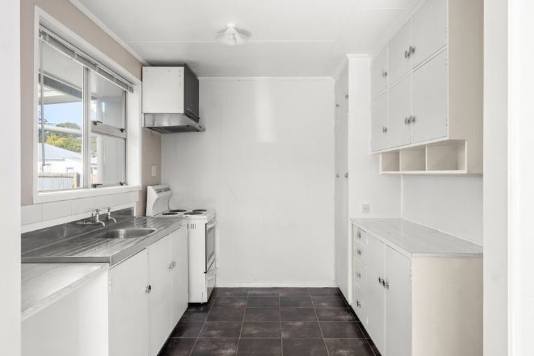 Photo of property in 77 Ranfurly Street, Kaiti, Gisborne, 4010