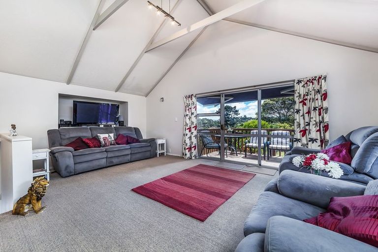 Photo of property in 5/40 Radiata Lane, Chatswood, Auckland, 0626