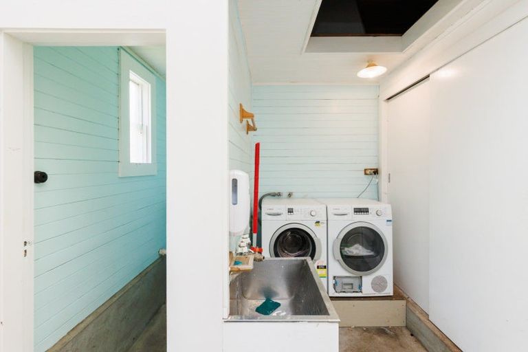 Photo of property in 179 Leedstown Road, Hunterville, Marton, 4787