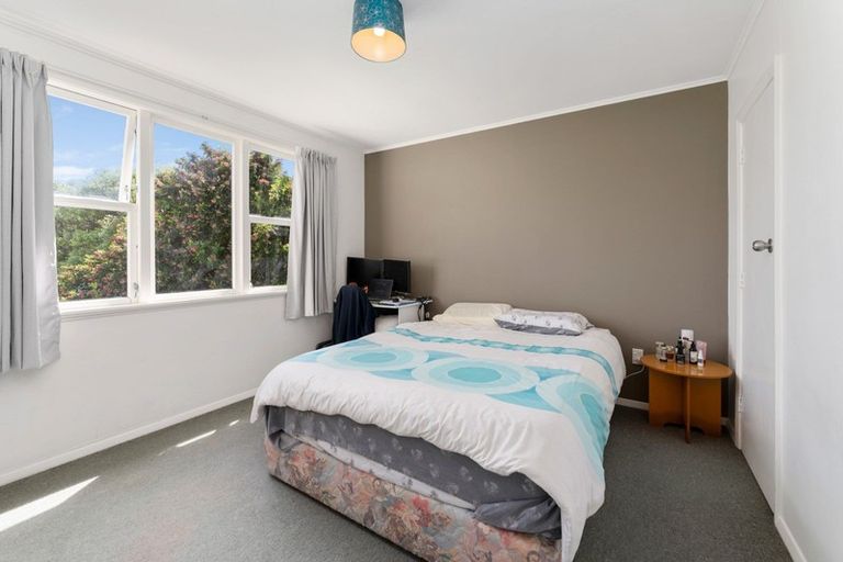 Photo of property in 9 Massey Street, Tawa, Wellington, 5028