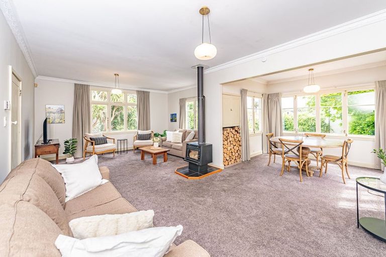 Photo of property in 1 Brassey Road, Saint Johns Hill, Whanganui, 4500