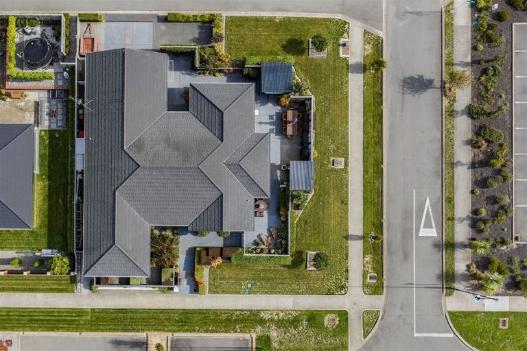 Photo of property in 43 Pegasus Main Street, Pegasus, 7612