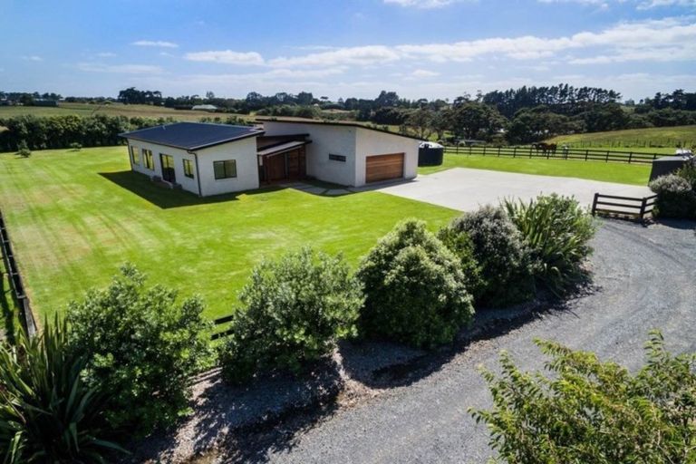 Photo of property in 125 Wharf Road, Clarks Beach, Pukekohe, 2679