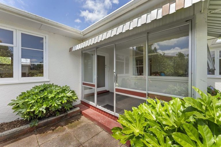 Photo of property in 18 Wincanton Place, Awapuni, Palmerston North, 4412