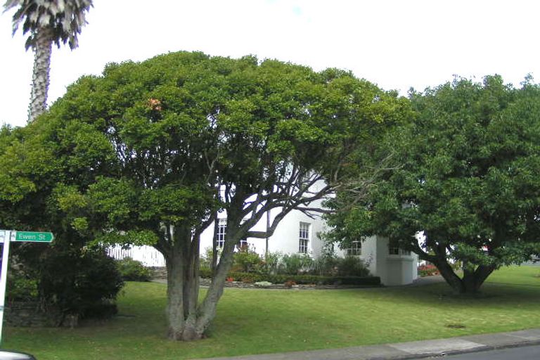 Photo of property in 23 Ewen Street, Hauraki, Auckland, 0622