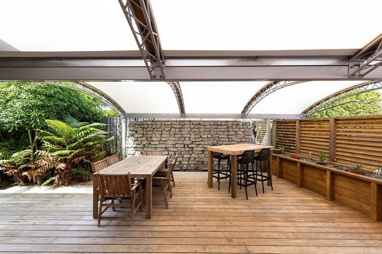 Photo of property in 67 Moore Street, Leamington, Cambridge, 3432