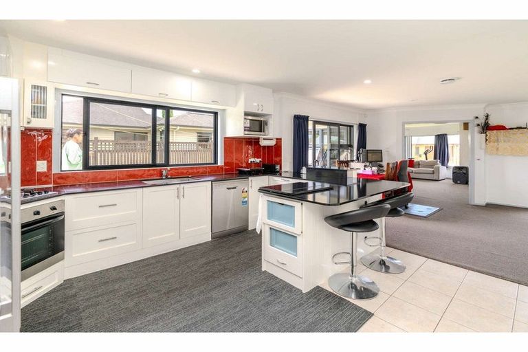 Photo of property in 21 Oakridge Drive, Kerikeri, 0230