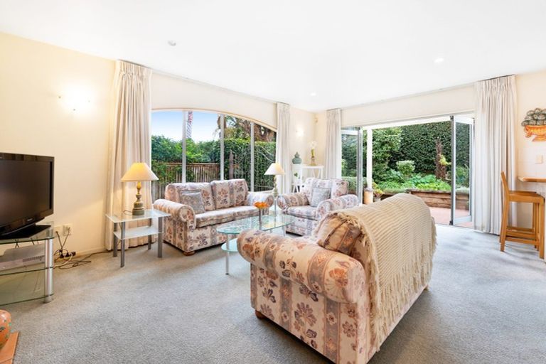 Photo of property in 1/29 Harley Road, Takapuna, Auckland, 0622