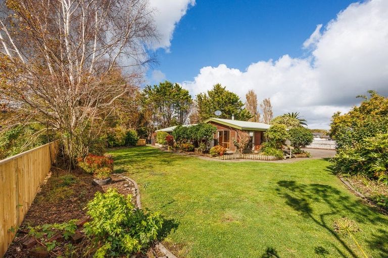 Photo of property in 8a Humphrey Street, Marton, 4710