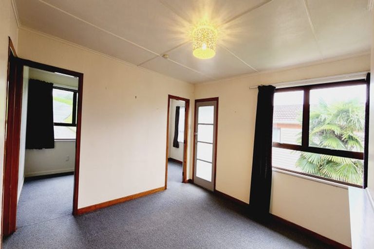 Photo of property in 7 Pah Road, Onerahi, Whangarei, 0110