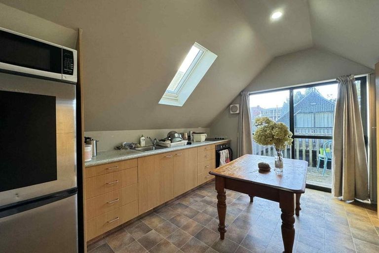 Photo of property in 7a Alva Street, Dunedin Central, Dunedin, 9016