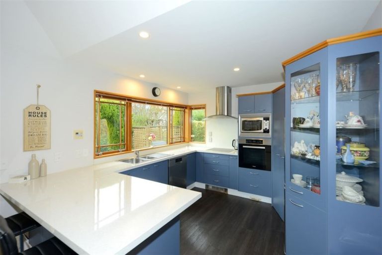 Photo of property in 244b Withells Road, Avonhead, Christchurch, 8042