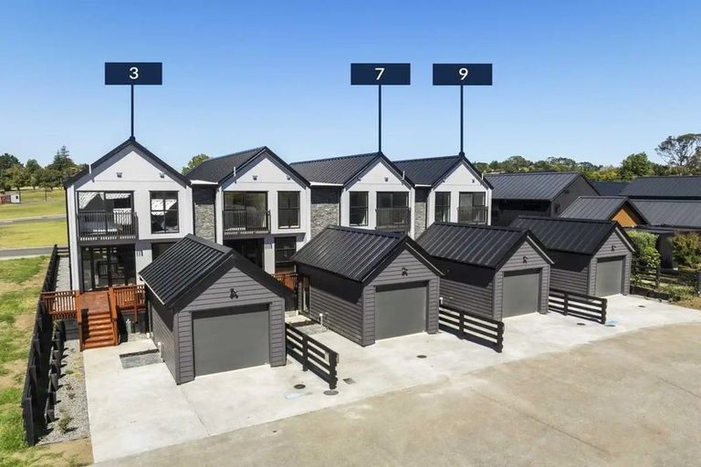 Photo of property in 5 Lark Lane, Whitford, 2571