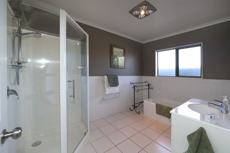 Photo of property in 804a Victoria Street, Parkvale, Hastings, 4122