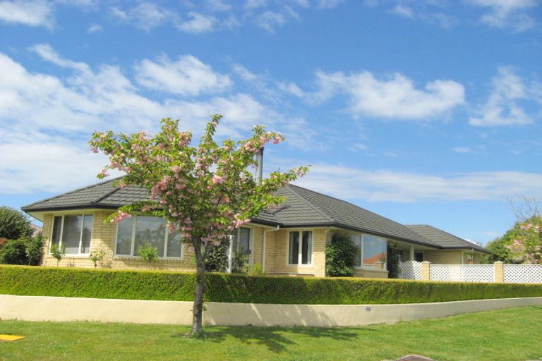 Photo of property in 30 Woodglen Drive, Woodend, 7610