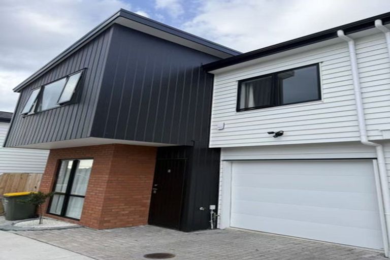 Photo of property in 49b Vera Road, Te Atatu South, Auckland, 0610