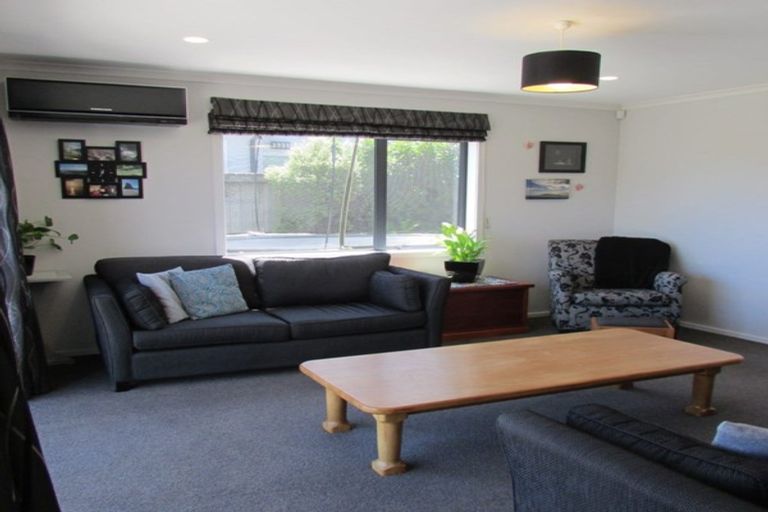 Photo of property in 20 Tasman Close, Aotea, Porirua, 5024