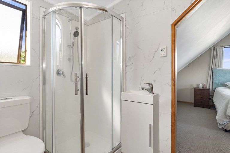 Photo of property in 7 Rangataua Street, Welcome Bay, Tauranga, 3112