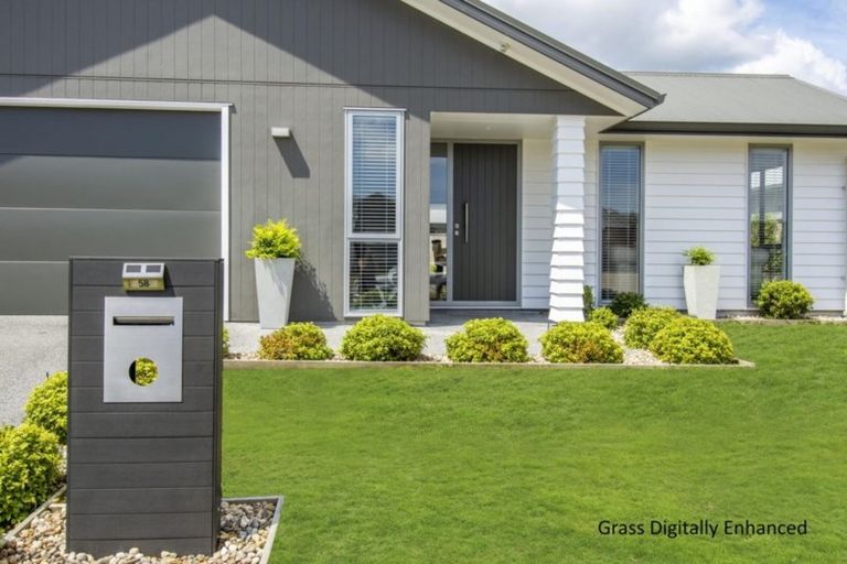 Photo of property in 58 Penetaka Heights, Pyes Pa, Tauranga, 3112