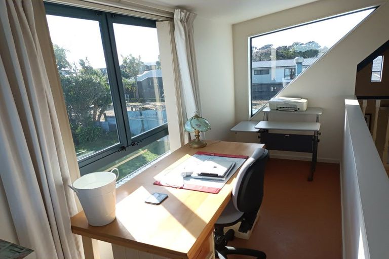 Photo of property in 18 Cook Street, Carters Beach, Westport, 7825