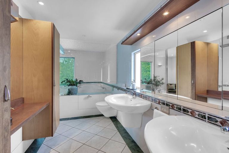 Photo of property in 22 Darvel Street, Riccarton, Christchurch, 8011