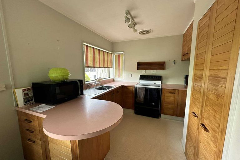 Photo of property in 1/9 Mana Esplanade, Paremata, Porirua, 5026