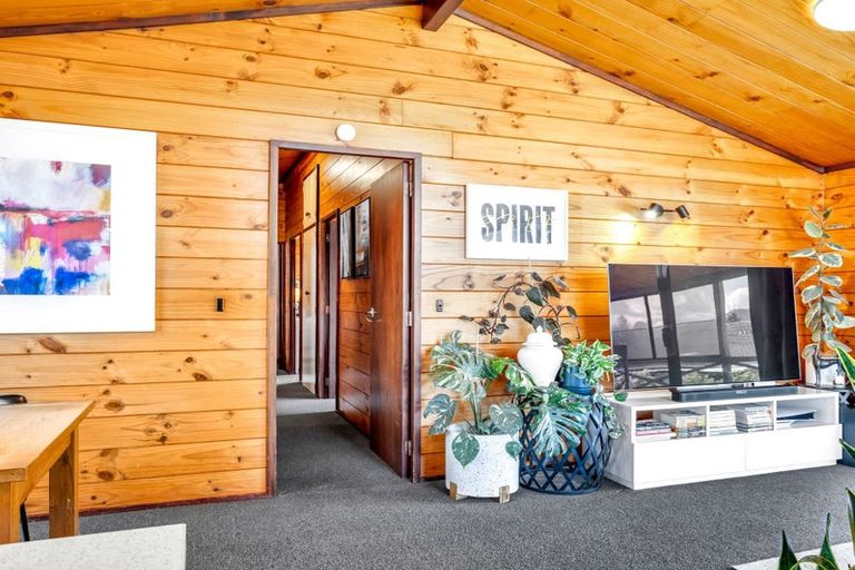 Photo of property in 55 Devon Street, Glenholme, Rotorua, 3010