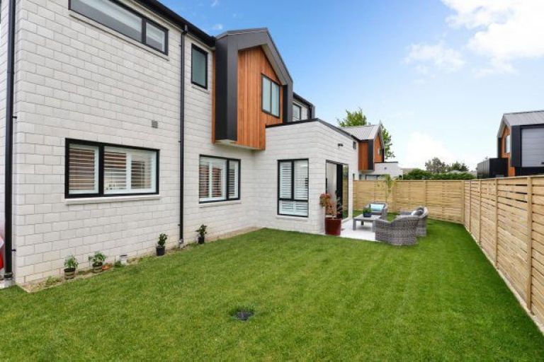 Photo of property in 5/47 Braid Road, Saint Andrews, Hamilton, 3200
