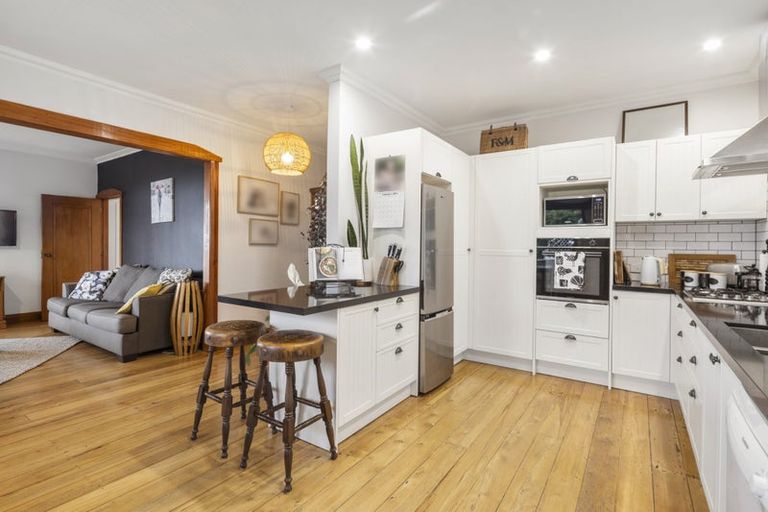 Photo of property in 63 Mount Pleasant Road, Aro Valley, Wellington, 6012