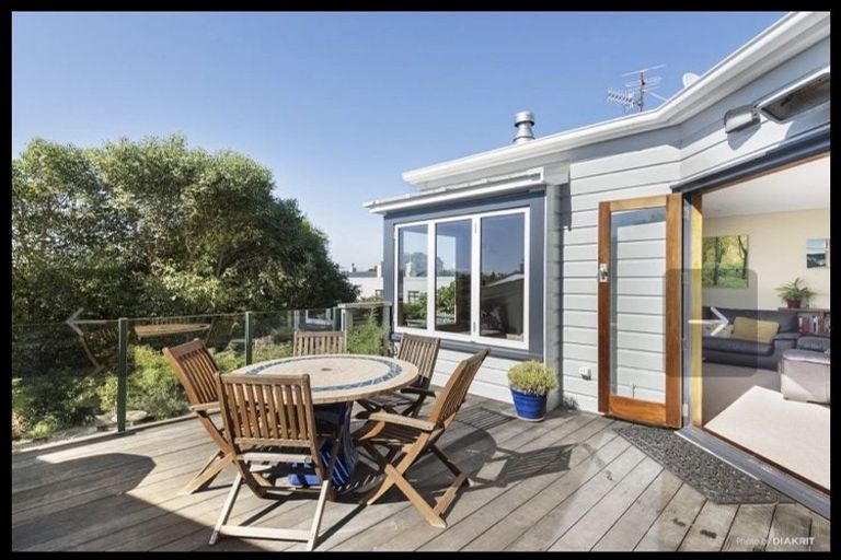 Photo of property in 29 Grant Road, Thorndon, Wellington, 6011