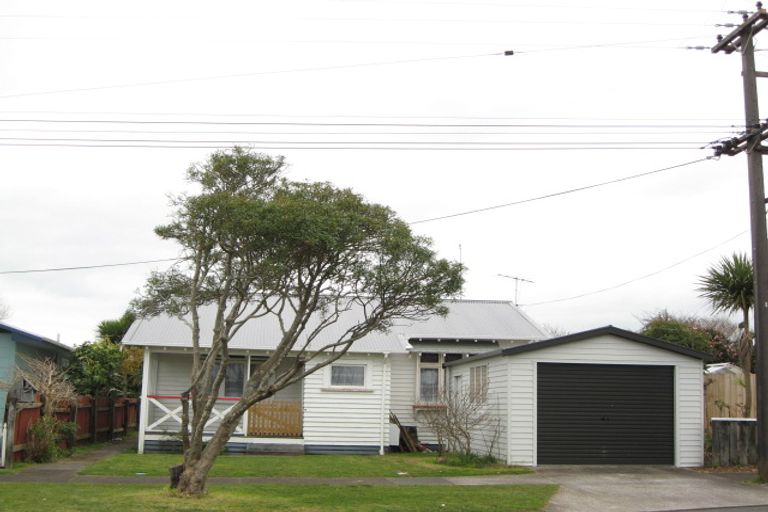 Photo of property in 43 Lyn Street, Lynmouth, New Plymouth, 4310