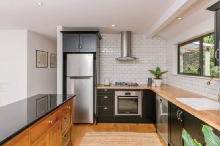 Photo of property in 1/14 Mozeley Avenue, Devonport, Auckland, 0624