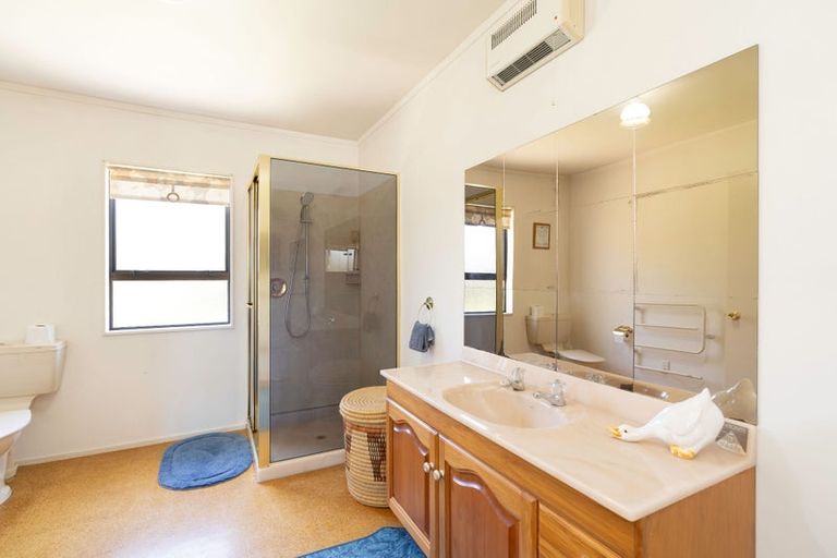 Photo of property in 38 Kings Drive, Levin, 5510