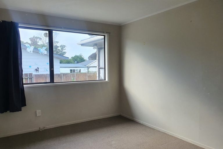 Photo of property in 18 Armada Drive, Ranui, Auckland, 0612